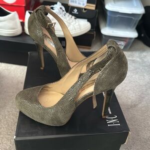 INC heels